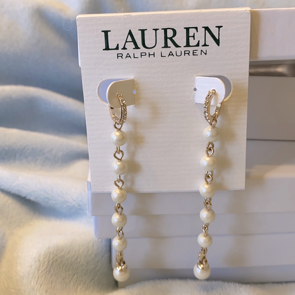 LAUREN RALPH LAUREN-DANGLE GOLD-PEARL LIKE PIECES